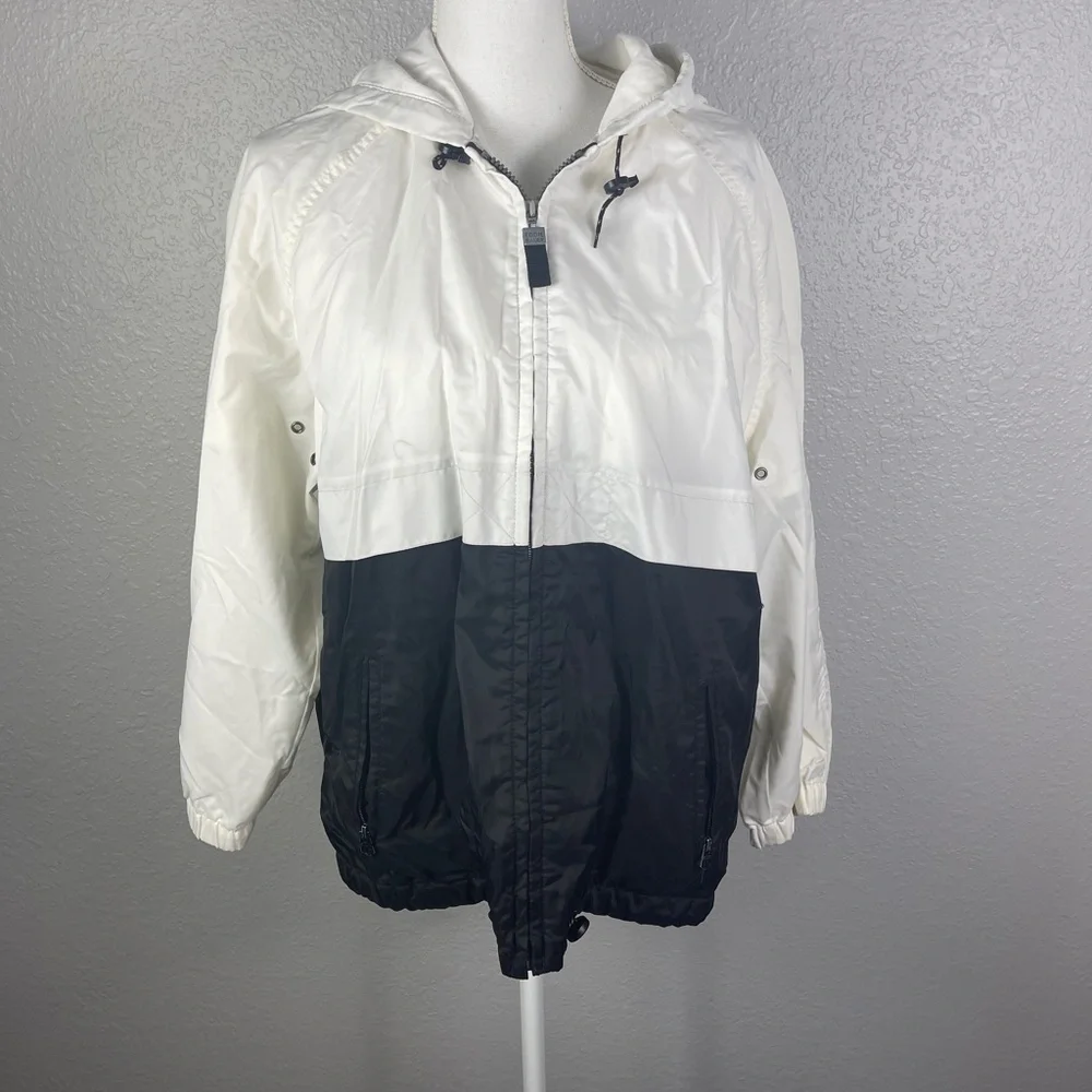 Eddie Bauer Black &‎ white lightweight Jacket - Picture 9 of 11